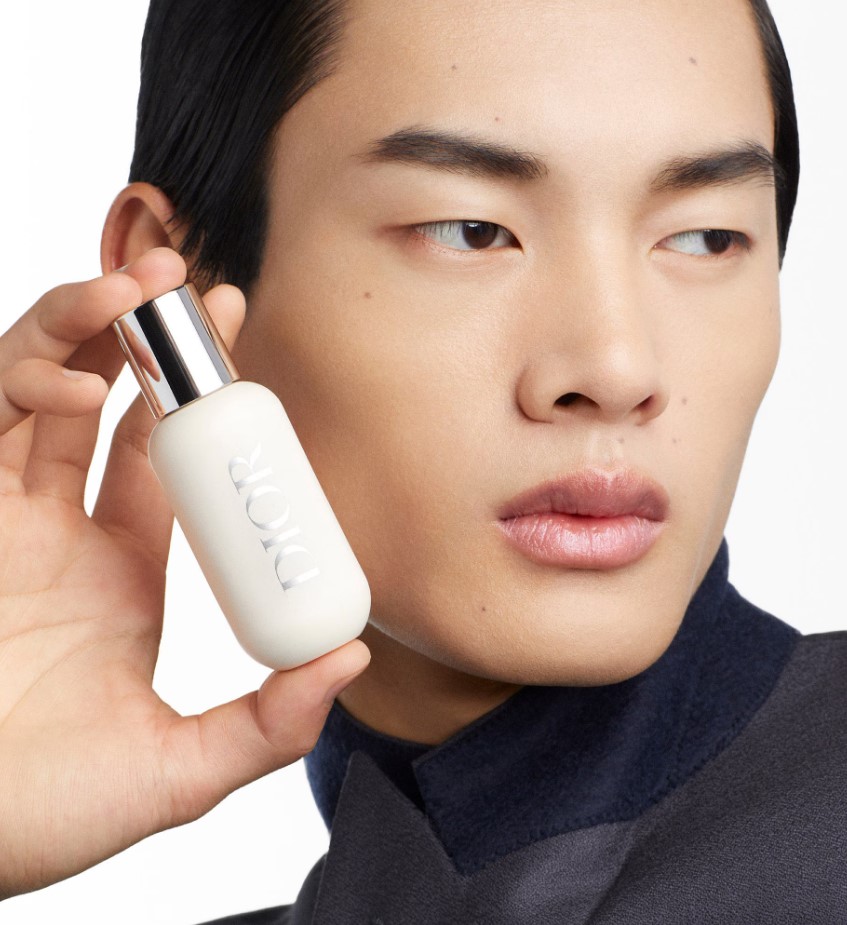 Dior Backstage face & body primer in 001 Universal (5 ml sample), Beauty &  Personal Care, Face, Makeup on Carousell